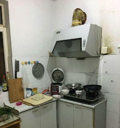 威海路新華里精裝套一，設(shè)施齊全，拎包入住